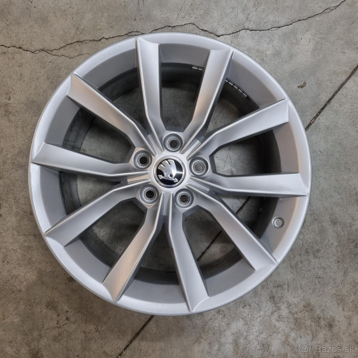 Škoda disk 5x112 R18 8J ET44