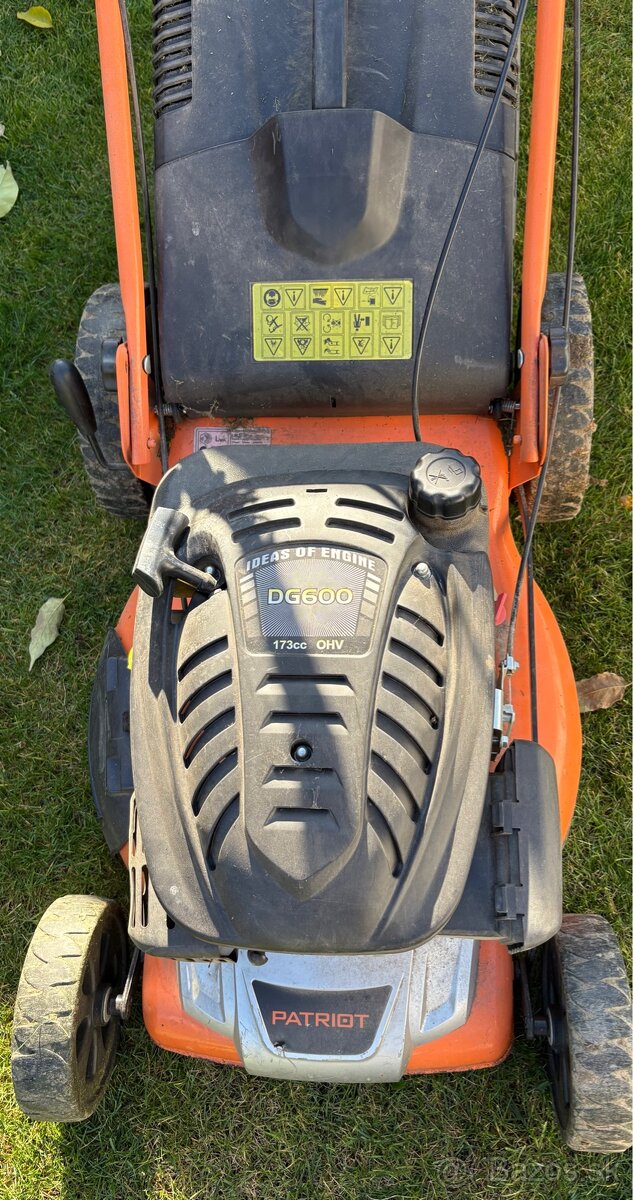 Kosačka Patriot benzínova DG 600