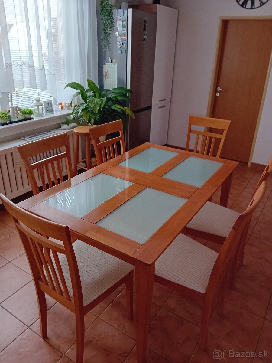 Jedálenský set
