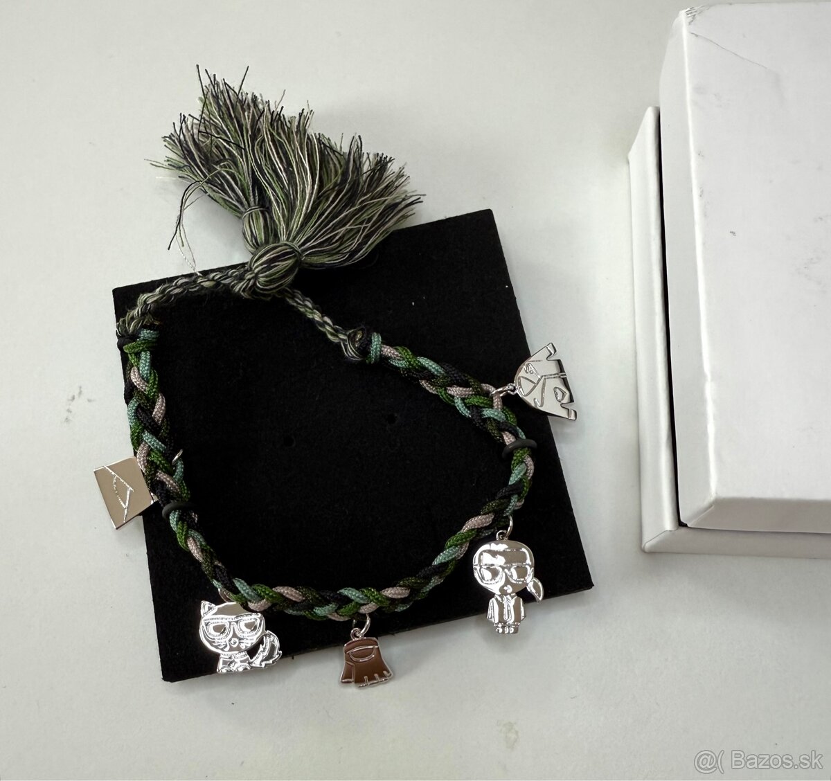 Karl lagerfeld náramok