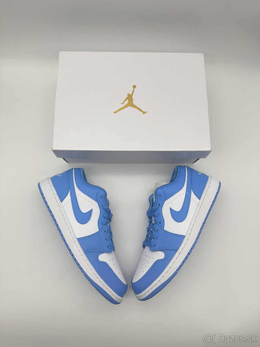 Nike Air Jordan 1 Low UNC