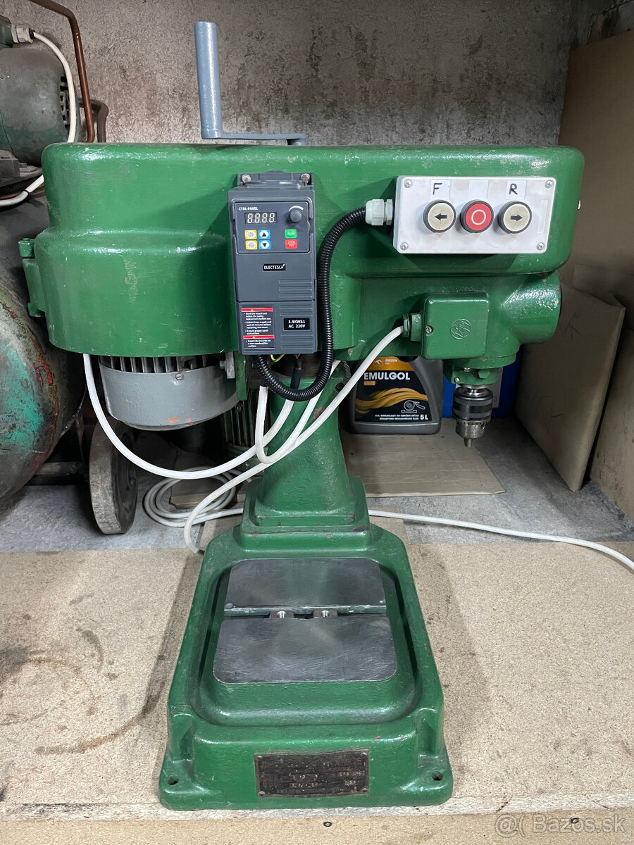 Vŕtačka Jihokov Hustopeče V13