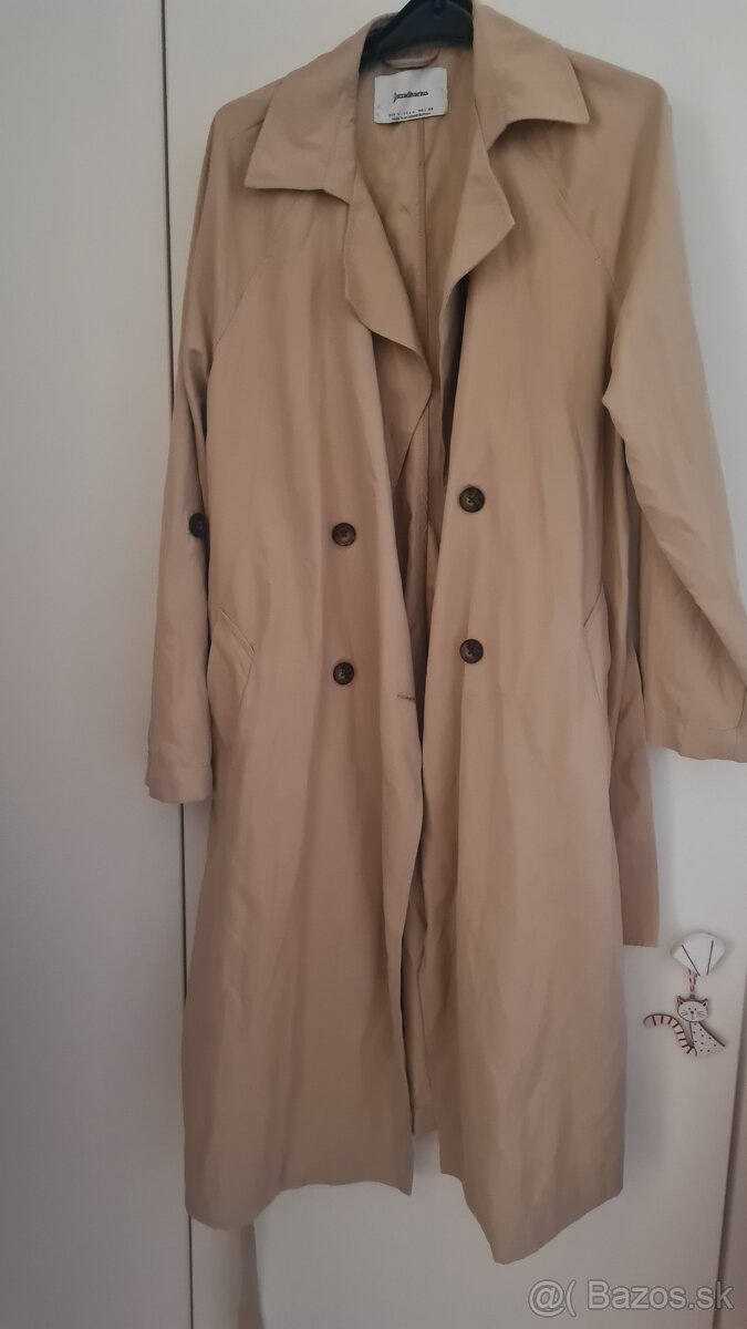 Béžový trenčkot
