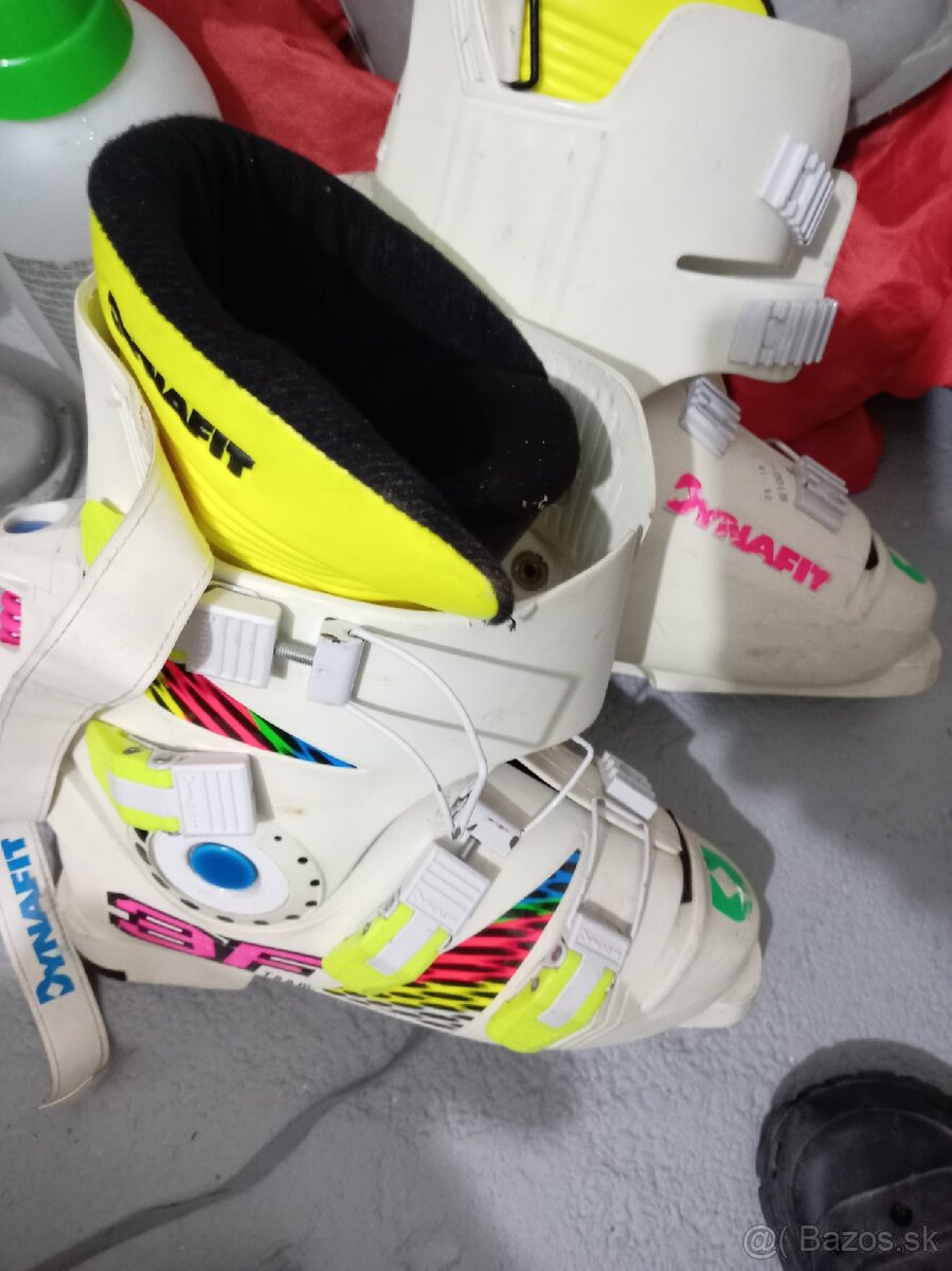 Lyžiarky za 5€. (chyba 1klip)