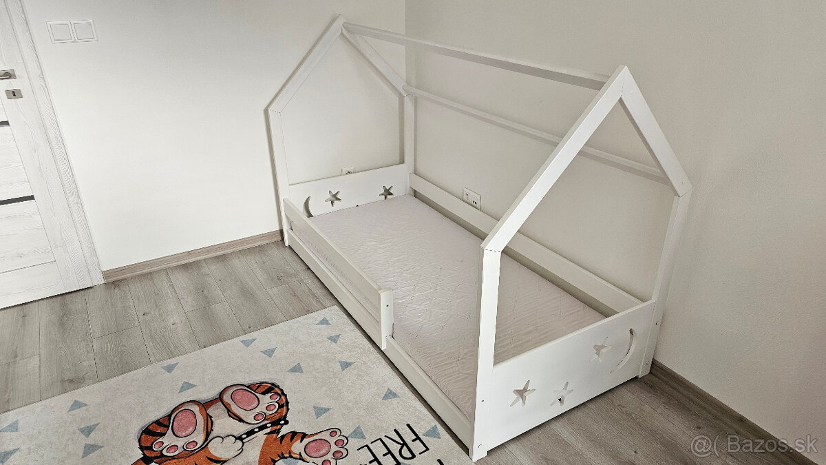 Detská domčeková posteľ