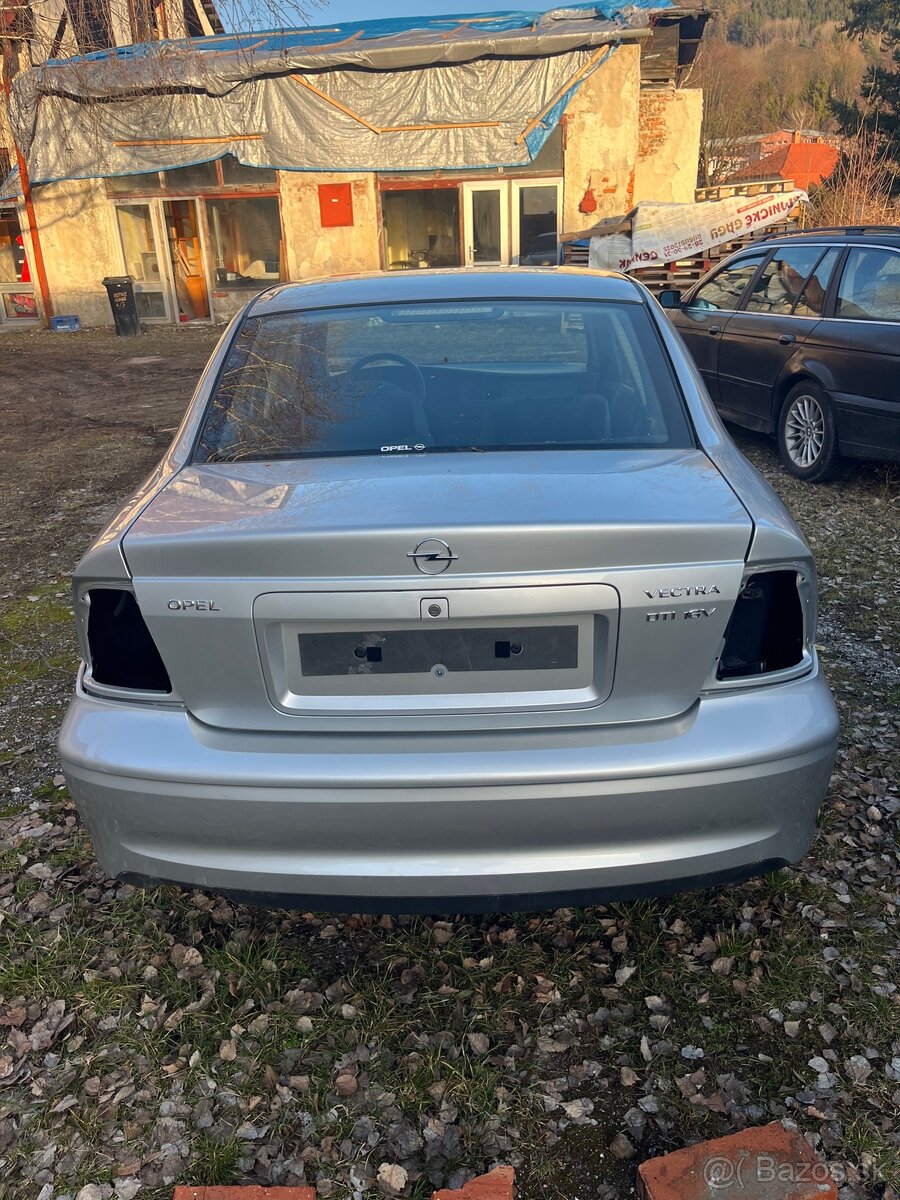 Opel Vectra DTI 16 V AKO NOVE