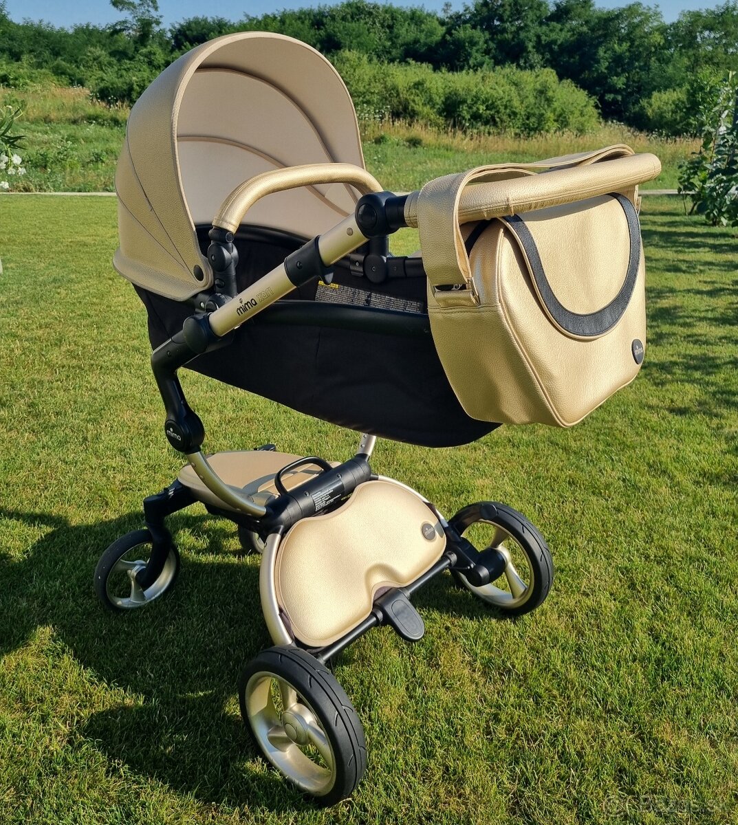 MIMA XARI CHAMPAGNE.