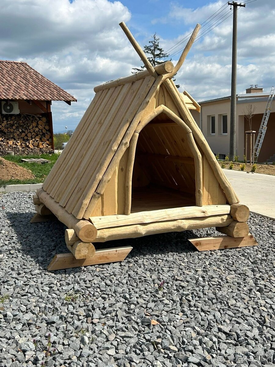 altanok,dreveny stan