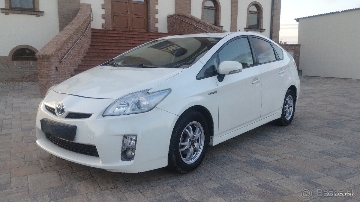 Toyota prius HYBRID 1.8VVTI-