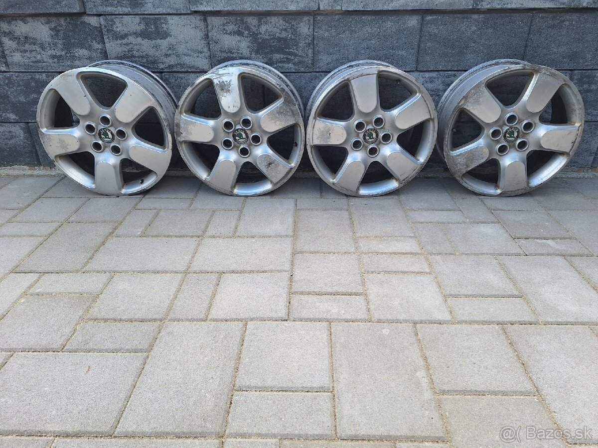Elektróny