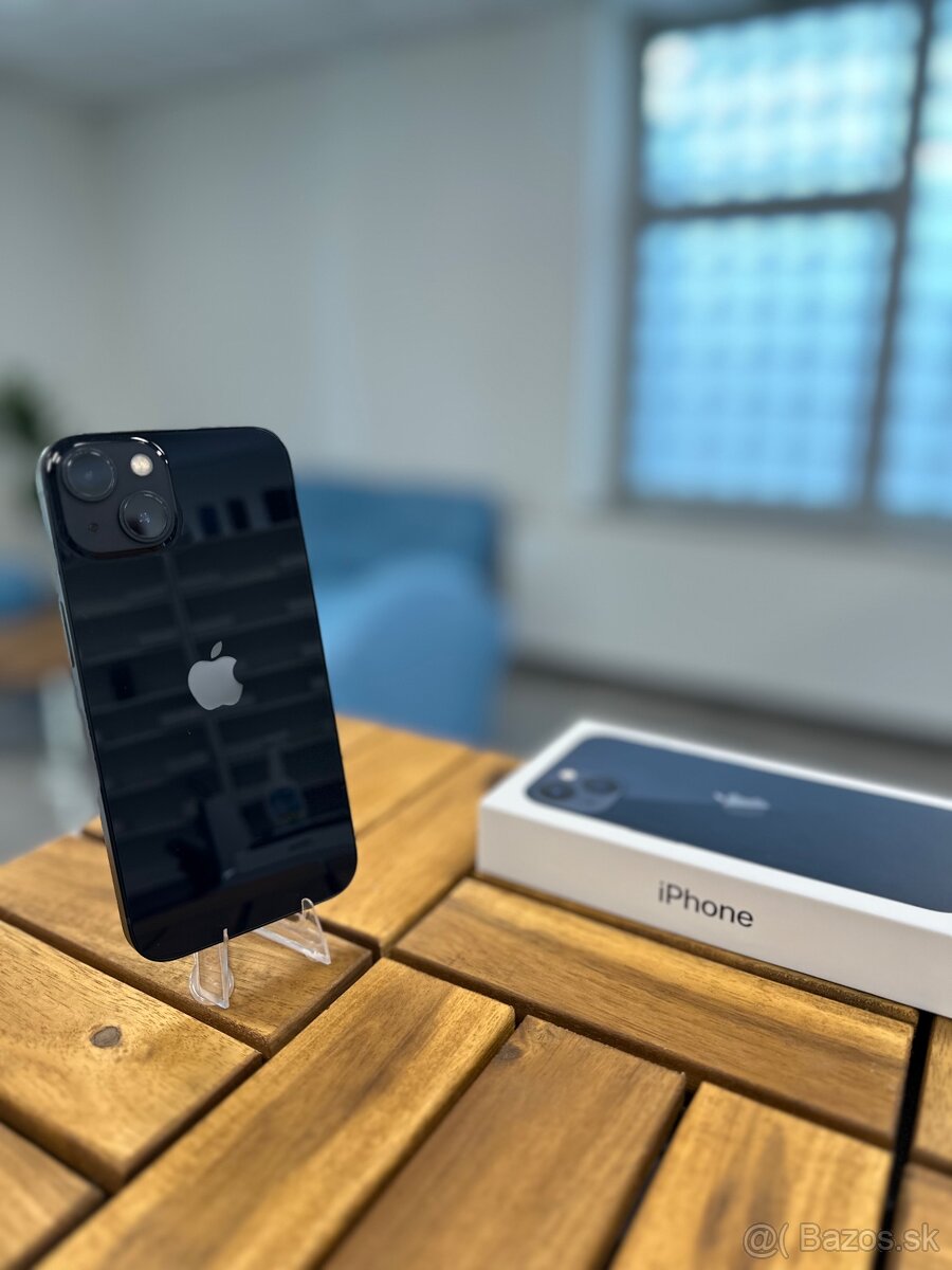 ► Apple iPhone 13 Midnight 256 GB │ Záruka 1 rok