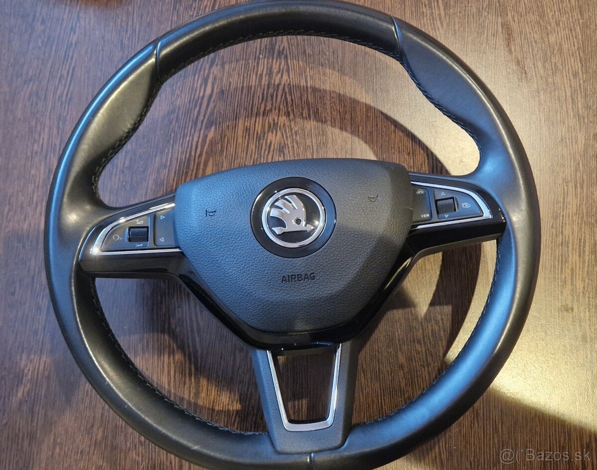 Škoda volant 3 ramenný (F1 pádla )