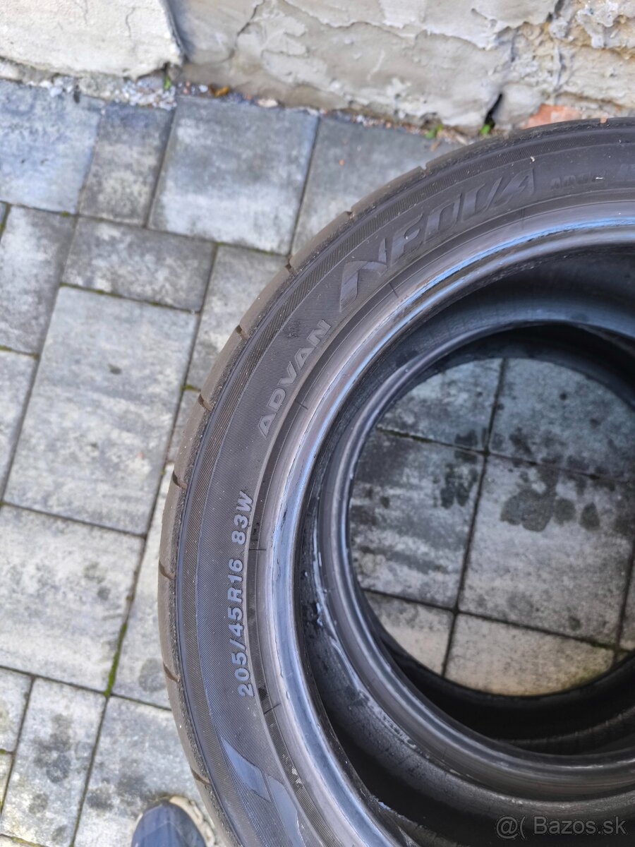 Yokohama advan neova 205/45R16