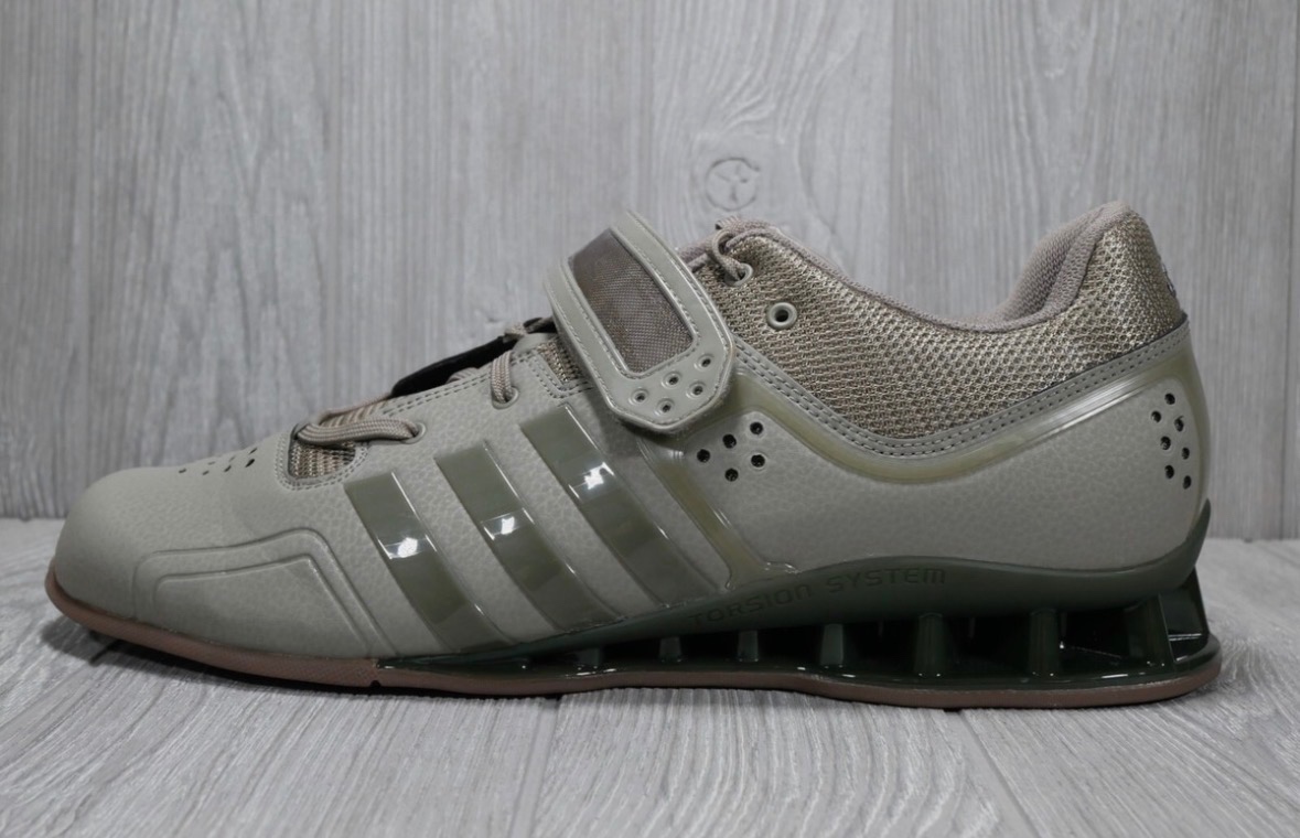 Fitness,cvicenie, gorilla sports klietka,benc lavicka zavazi