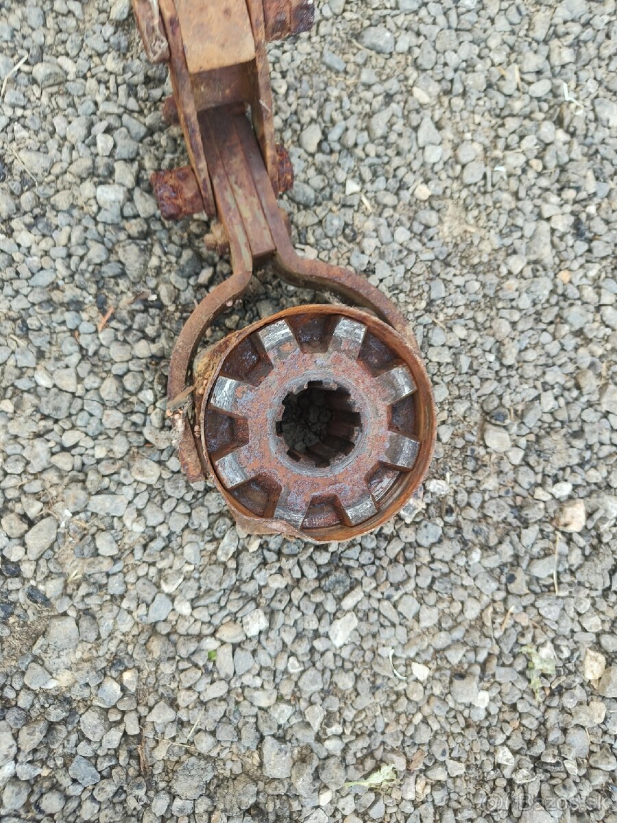 Páka uzávierky Zetor super 50