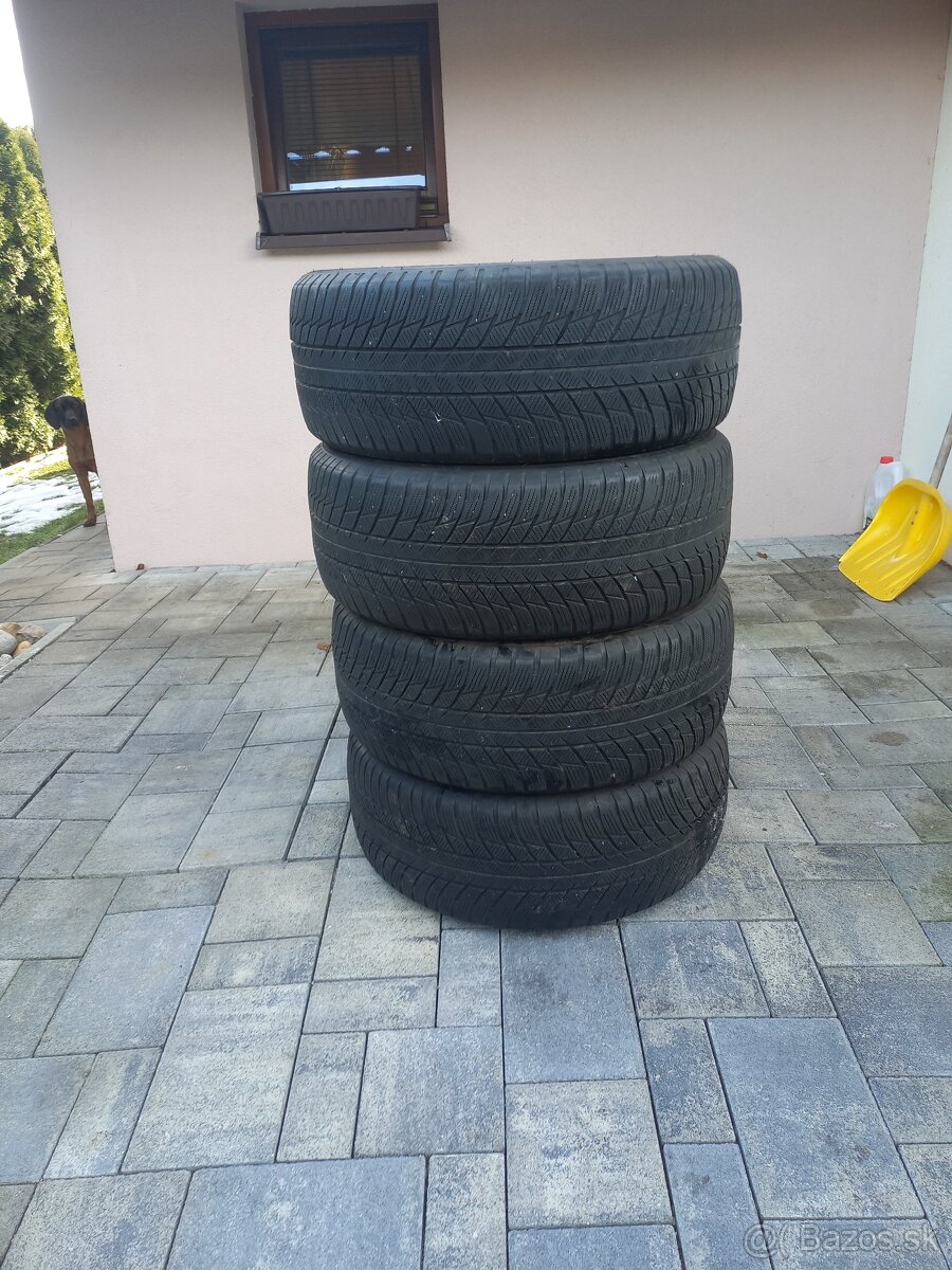 Pneumatiky zimné pneumatiky 245 / 50 R19