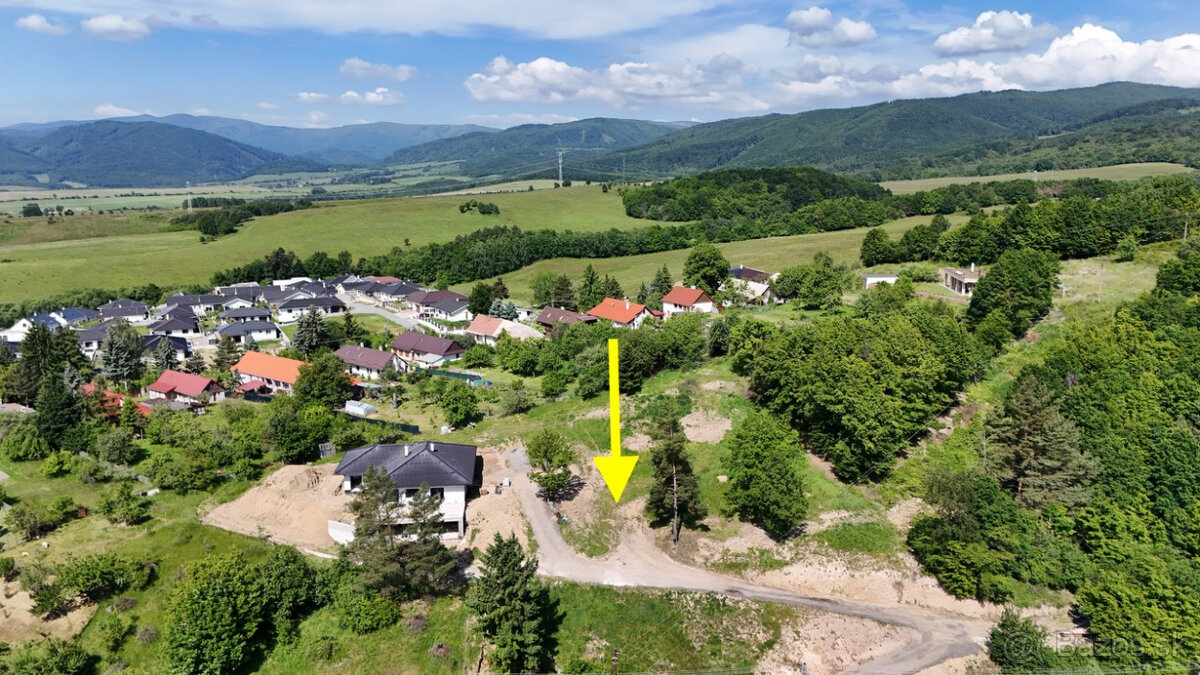 POZEMOK NA VÝSTAVBU RODINNÉHO DOMU V SLASKEJ
