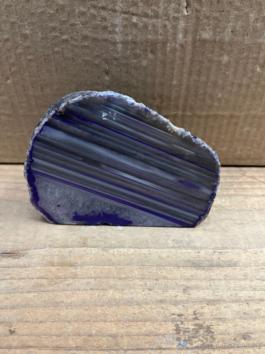 Predaj minerálov- Achát Fialový