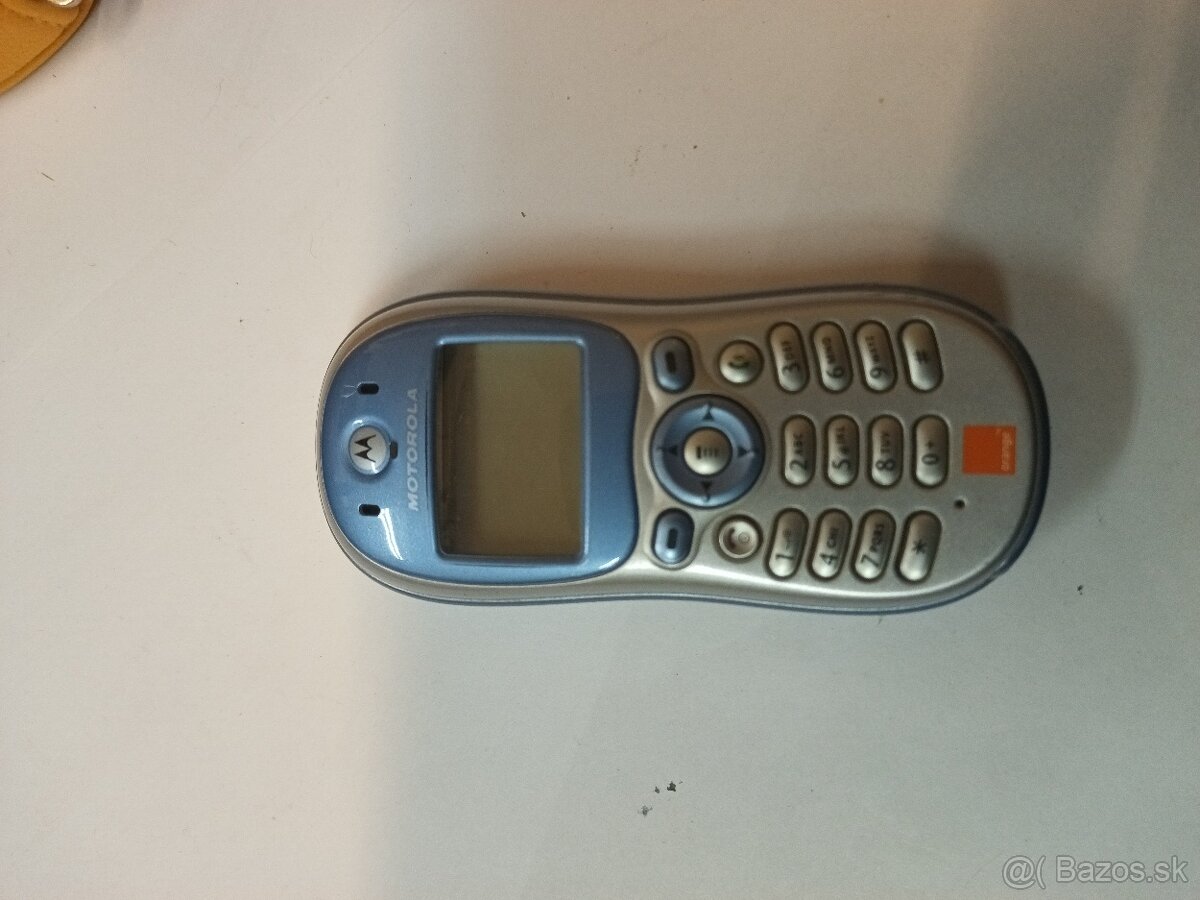 Motorola C330 kultový telefón