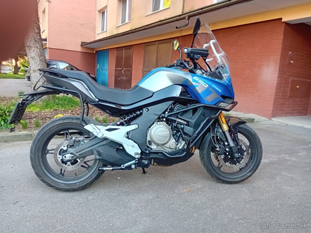 CF Moto 650 MT 2023