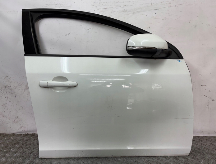 Volvo V60 2010- pravé predné dvere