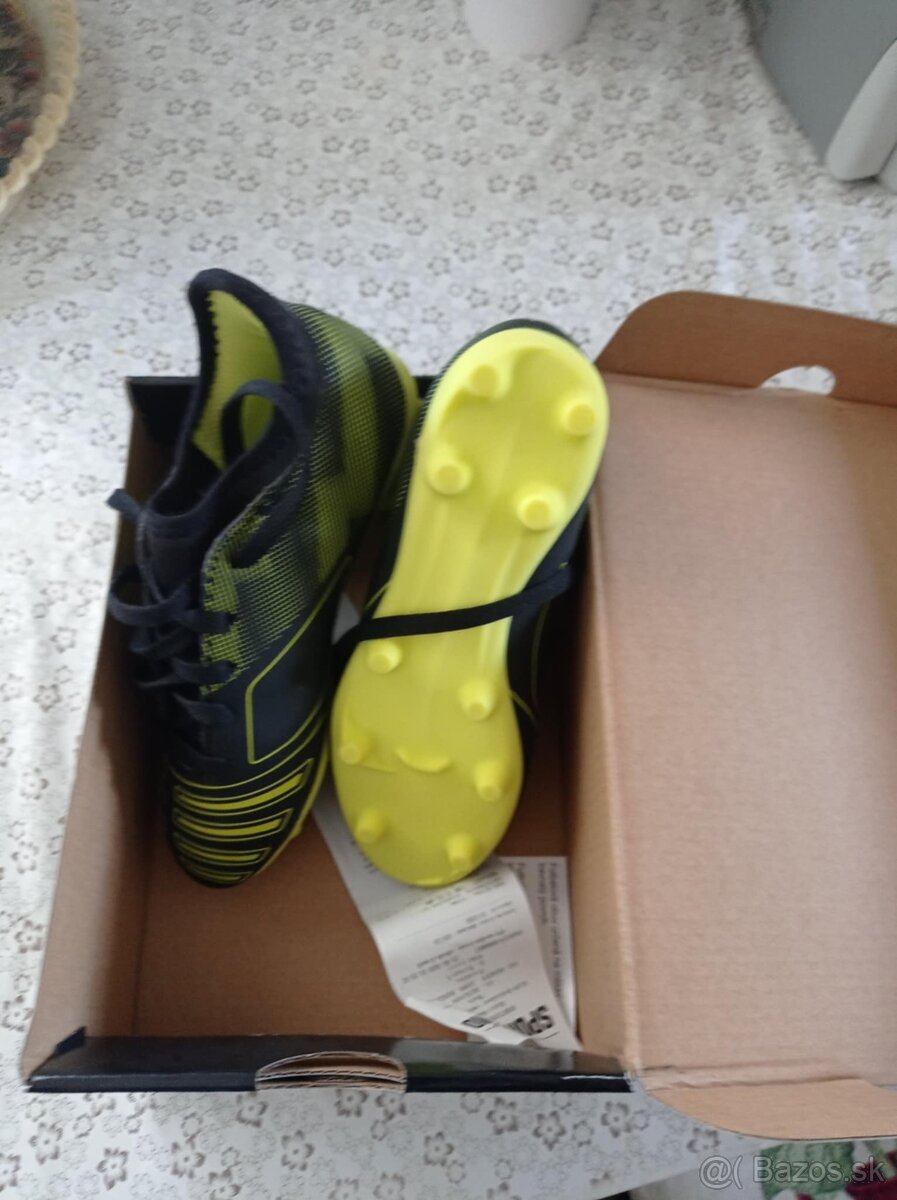 Kopačky na futbal č. 32 NOVÉ UMBRO