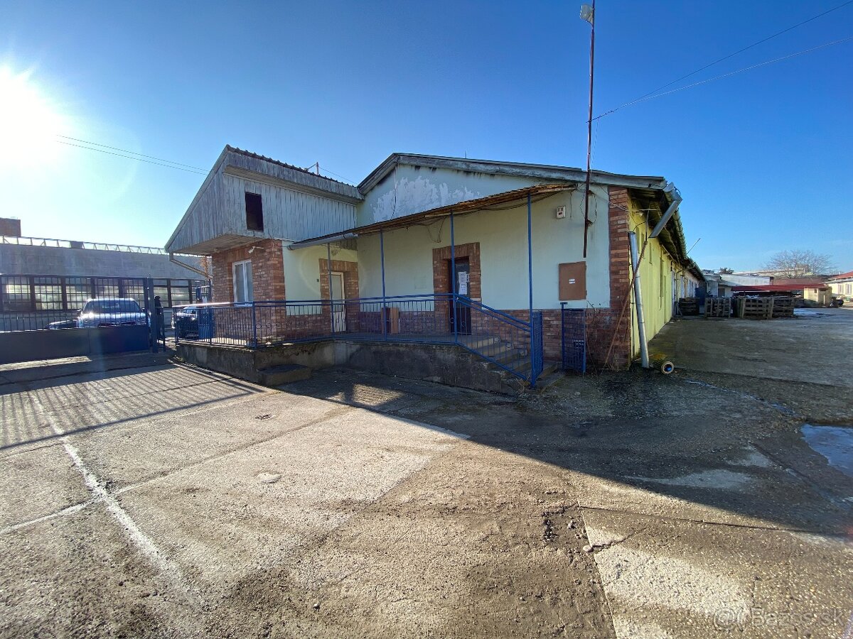 Predaj výrobno-skladových priestorov v meste Levice.