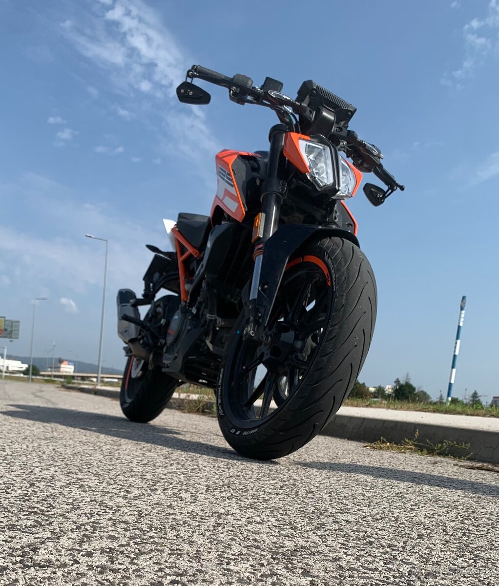 Ktm duke 125