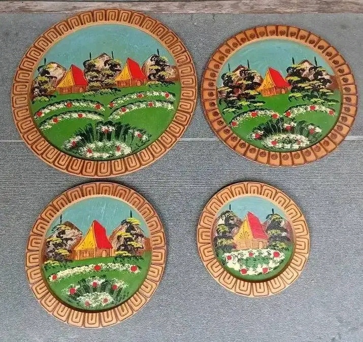 4 retro drevené taniere