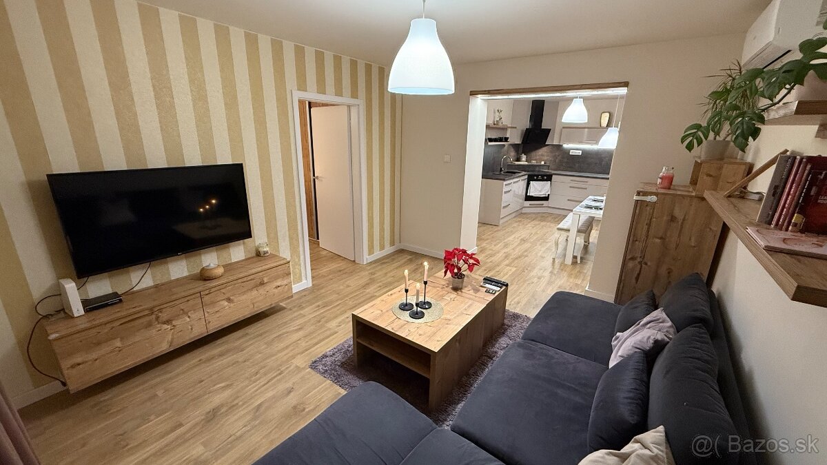 Zvolen – L. Štúra | 2-izb. 55 m² | komplet zariadený | 770€