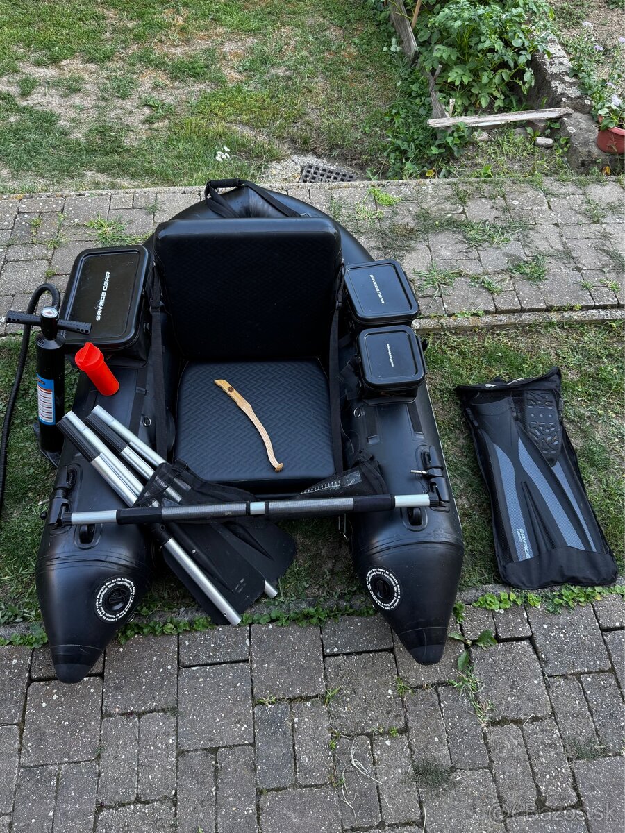Savage gear High Rider V2 Belly Boat + plutvy savage gear