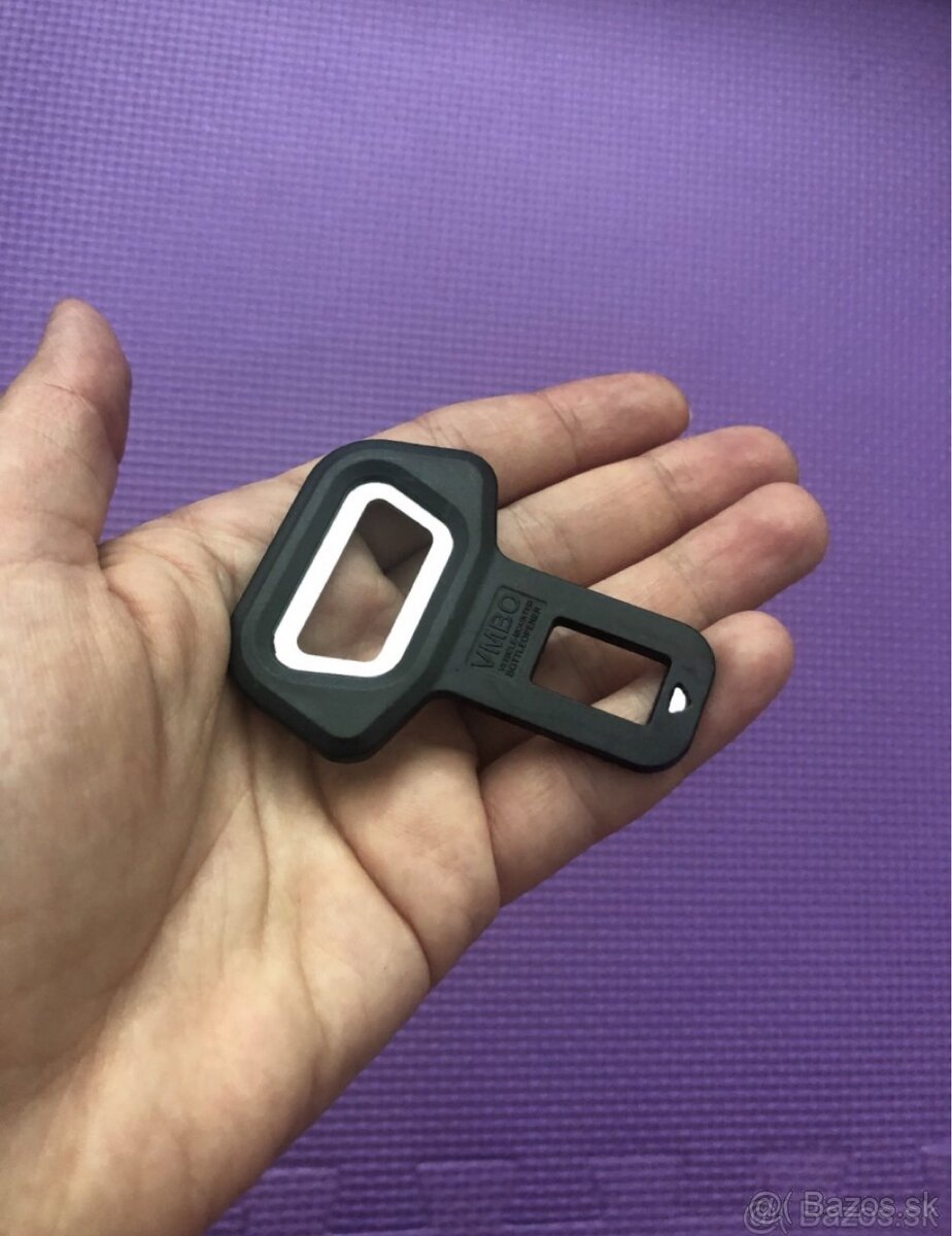 Záslepka bezpečnostného pásu