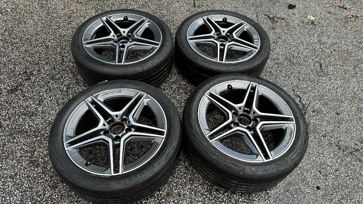 51.	Mercedes C AMG 225/45/ r15 | 245/40/ r18
