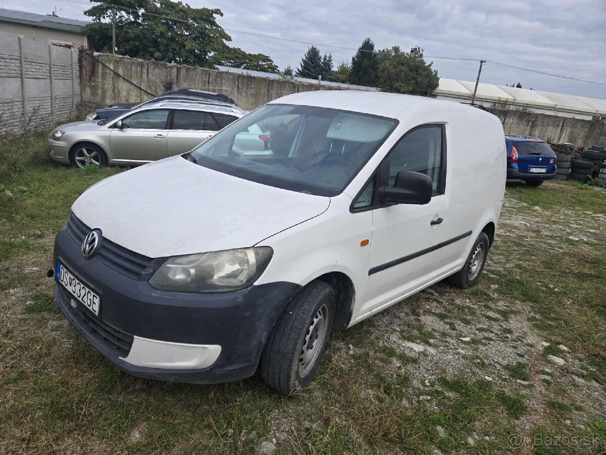 Volkswagen caddy 1.6tdi 55kw CITAJ POZORNÉ