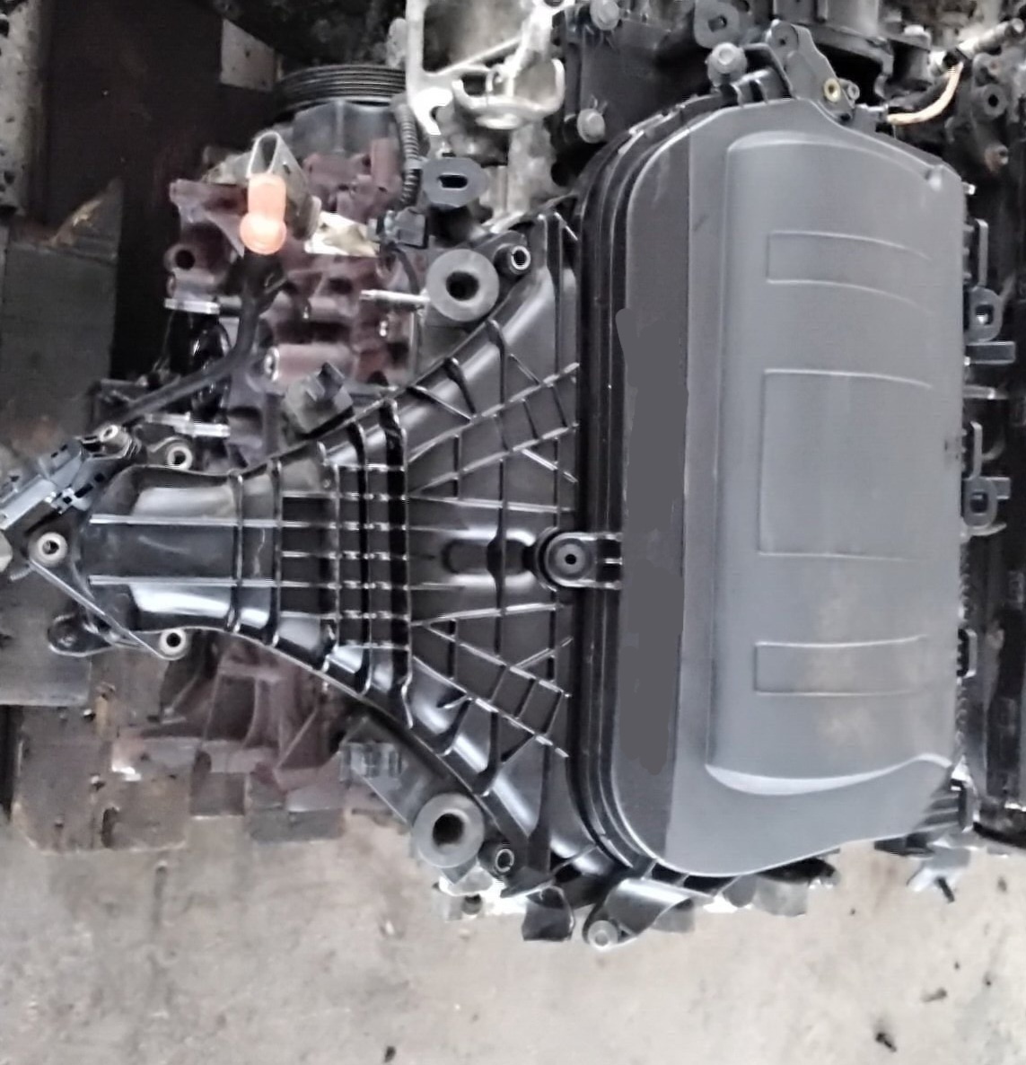 Citreon C4 Grand Picasso 2.0 HDI 2013 predám motor RH02, RHE