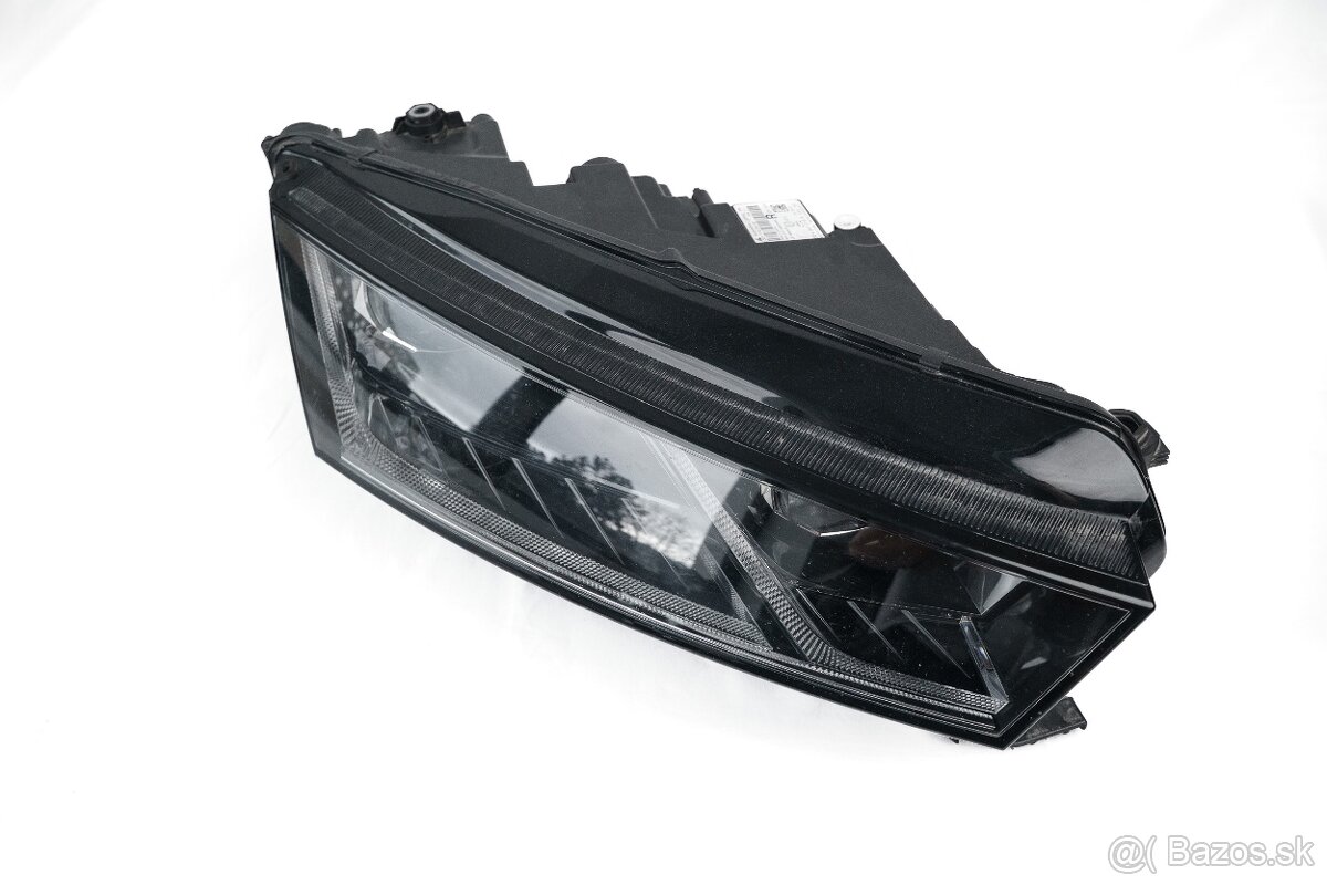 ŠKODA OCTAVIA IV 4 2020-2024 SVETLO PRAVÉ PREDNÉ FULL LED