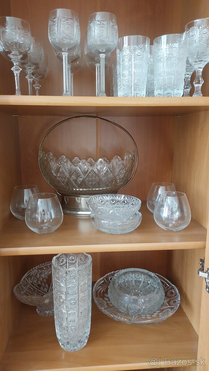 Predáj kryštálu poháre vázy misy