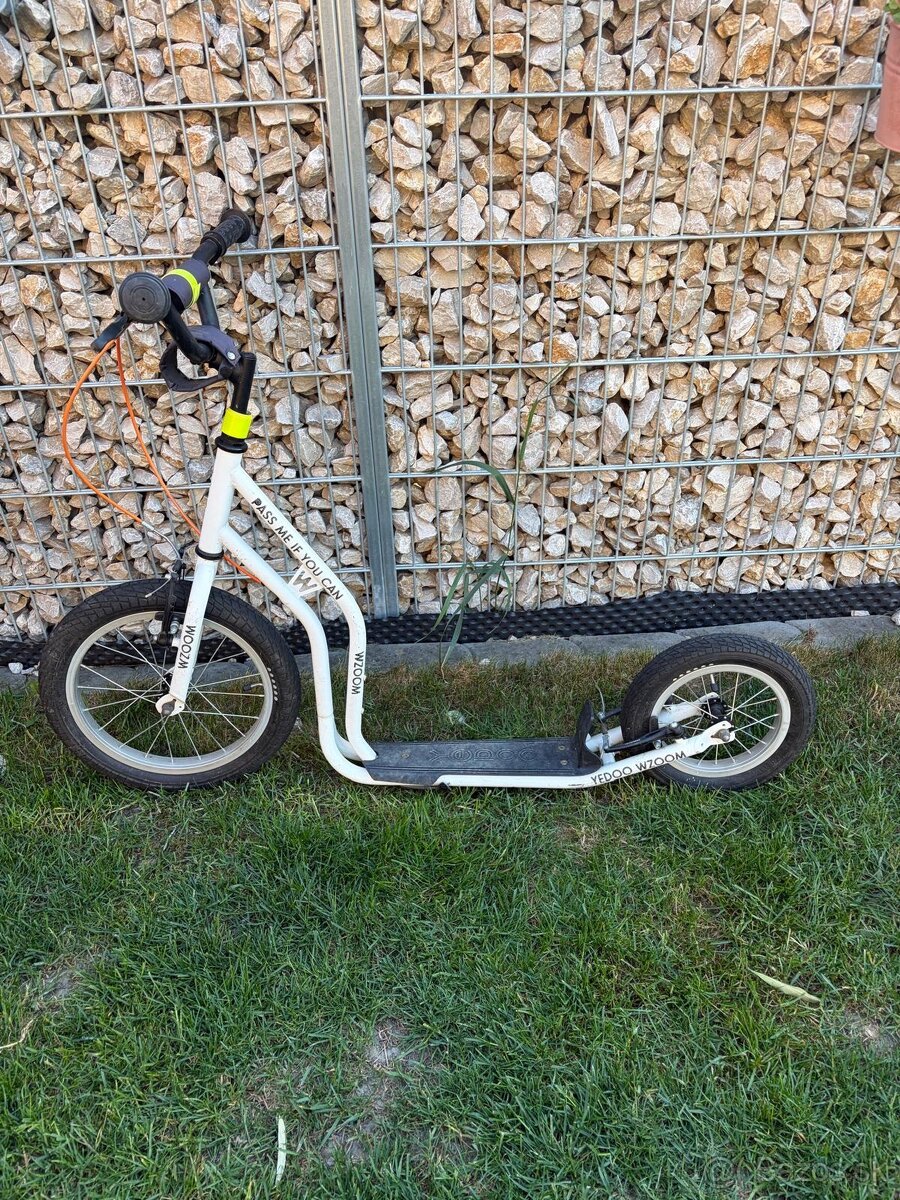 Kolobežka Yedoo Wzoom