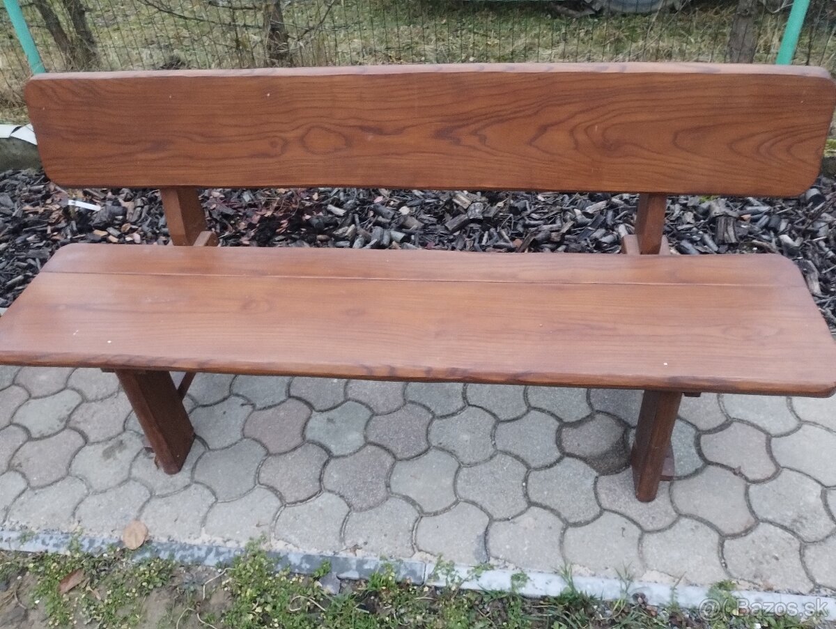 Záhradné sedenie