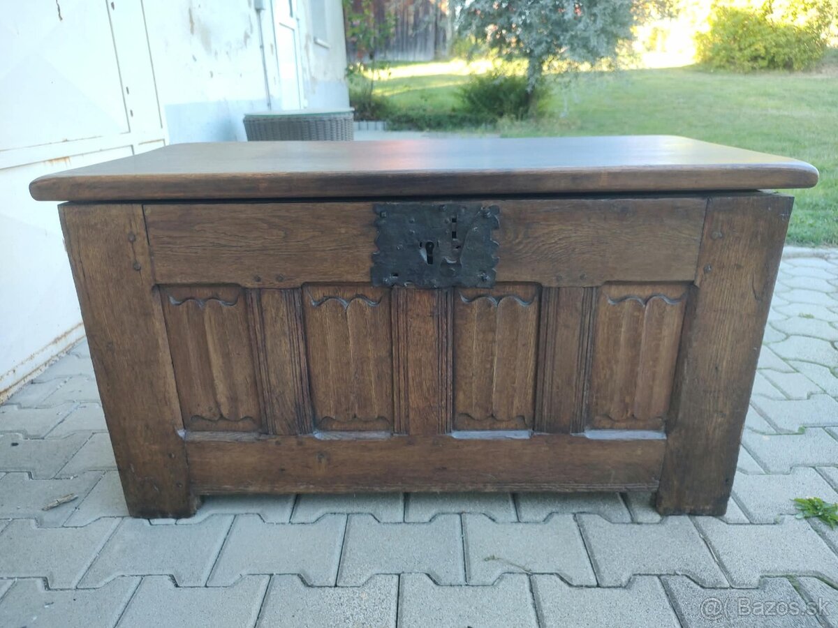 Starožitná truhlica