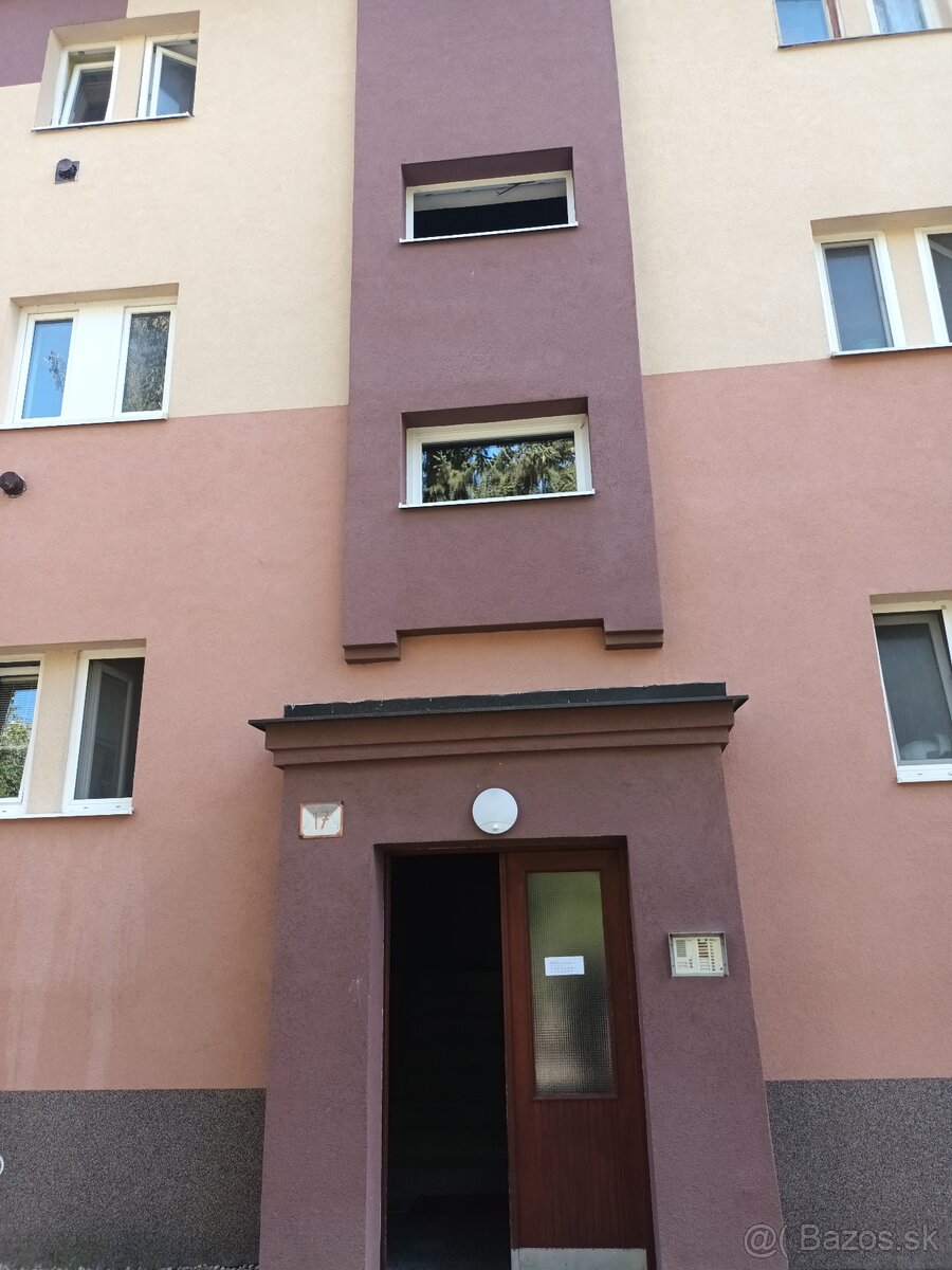 Dvojizbový byt v tichej lokalite v Rožňave