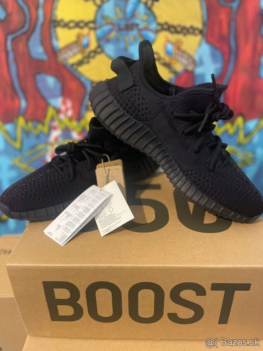 Yeezy 350 v2 Onyx velkosť 42
