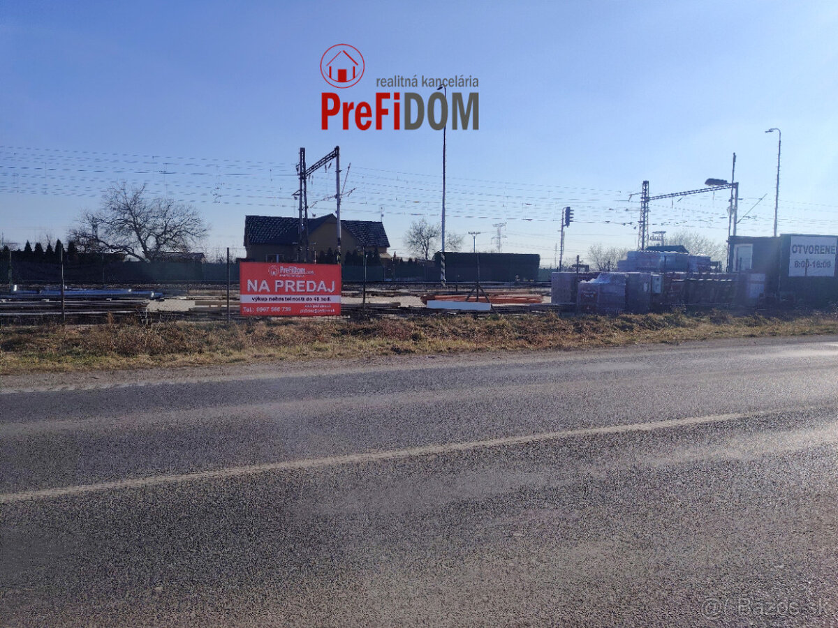 PREDAJ pozemok v obci Úľany nad Žitavou.