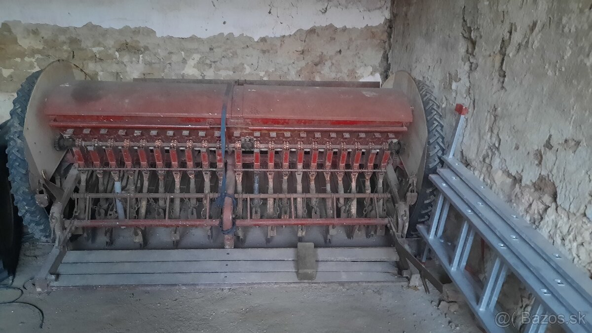 Predám nesena sejacka šírka 2,8m