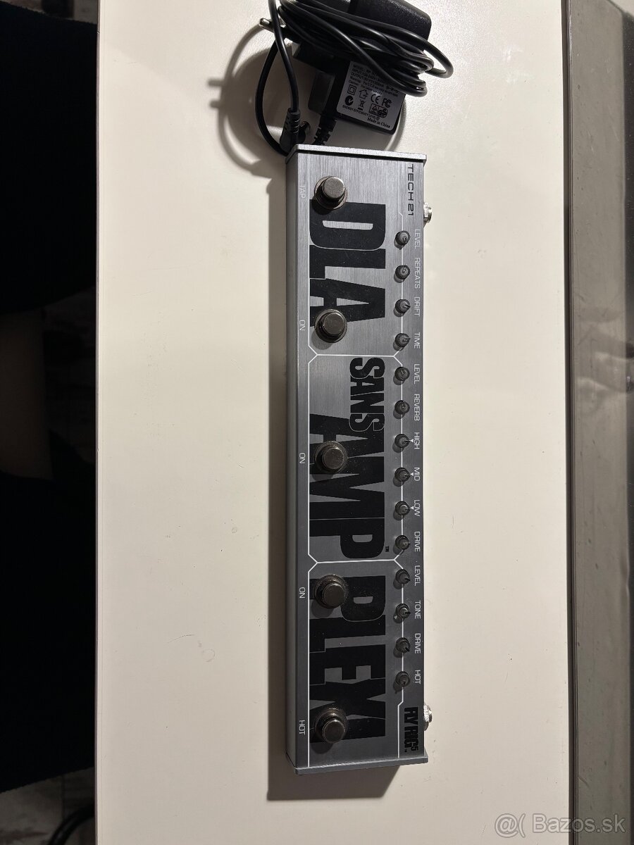 TECH 21 SansAmp FLY RIG 5 V1 USA