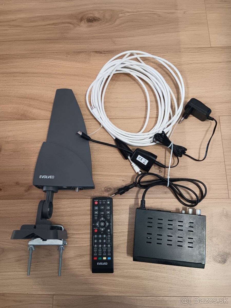 Dvb-t prijimač s izbovou antenou