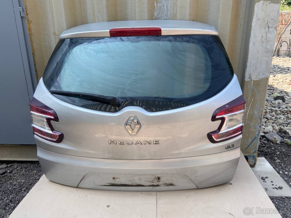 Predám kufrove dvere – Renault Megane III (2013) 1.5 dCi