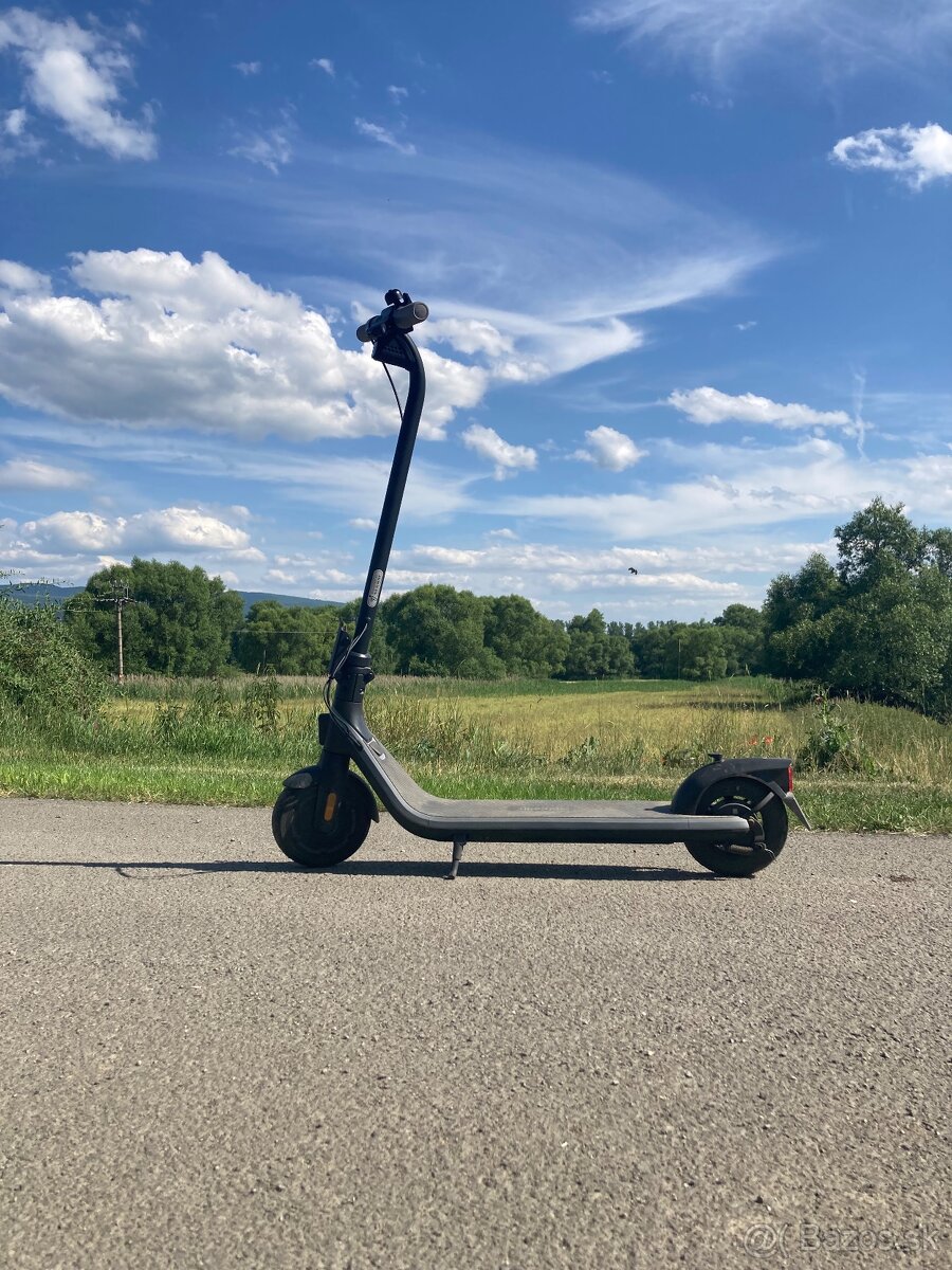 Elektricka kolobezka Segway-Ninebot E2 E.