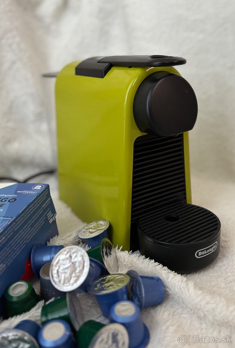 Kavovar Nespresso