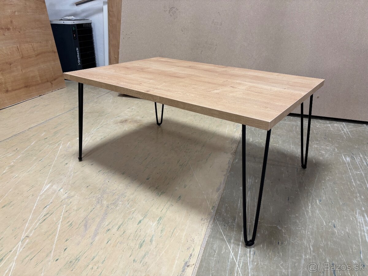 Konferenčný stolík
